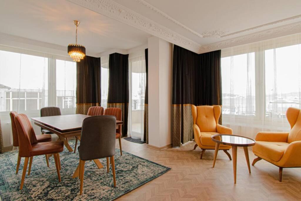 Charming Suite Bosphorus View Isztambul Kültér fotó